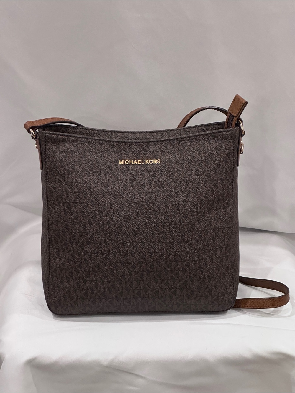 Michael Kors Woman Brown Signature Crossbody Bag - Picture 4 of 14